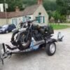 Rimorchio portamoto abbassabile e pieghevole per 2 moto Cochet nero